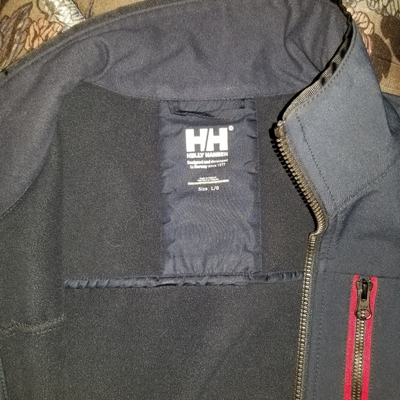 Helly Hansen Windbreaker - Picture 3 of 4
